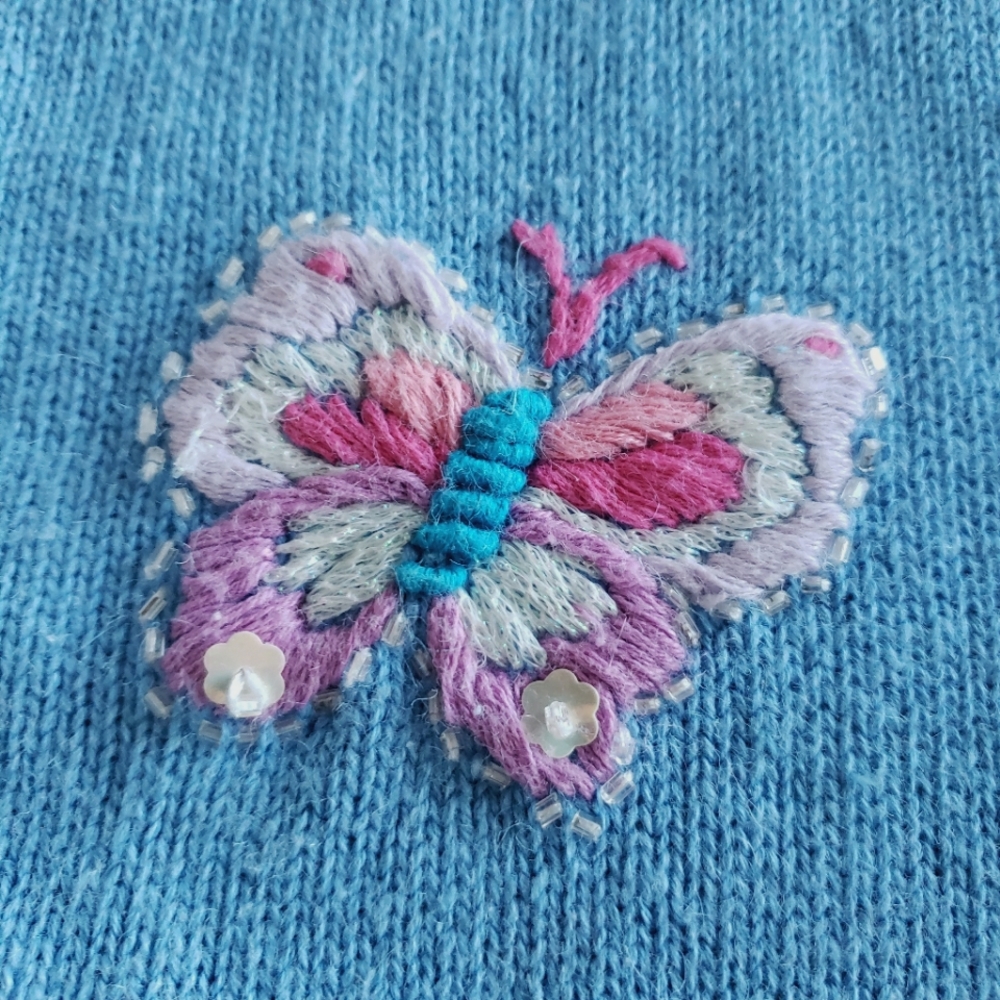 Heirloom Collectibles Vintage Blue Embroidered Sweater Size XL Ladybug Butterfly - Picture 6 of 7